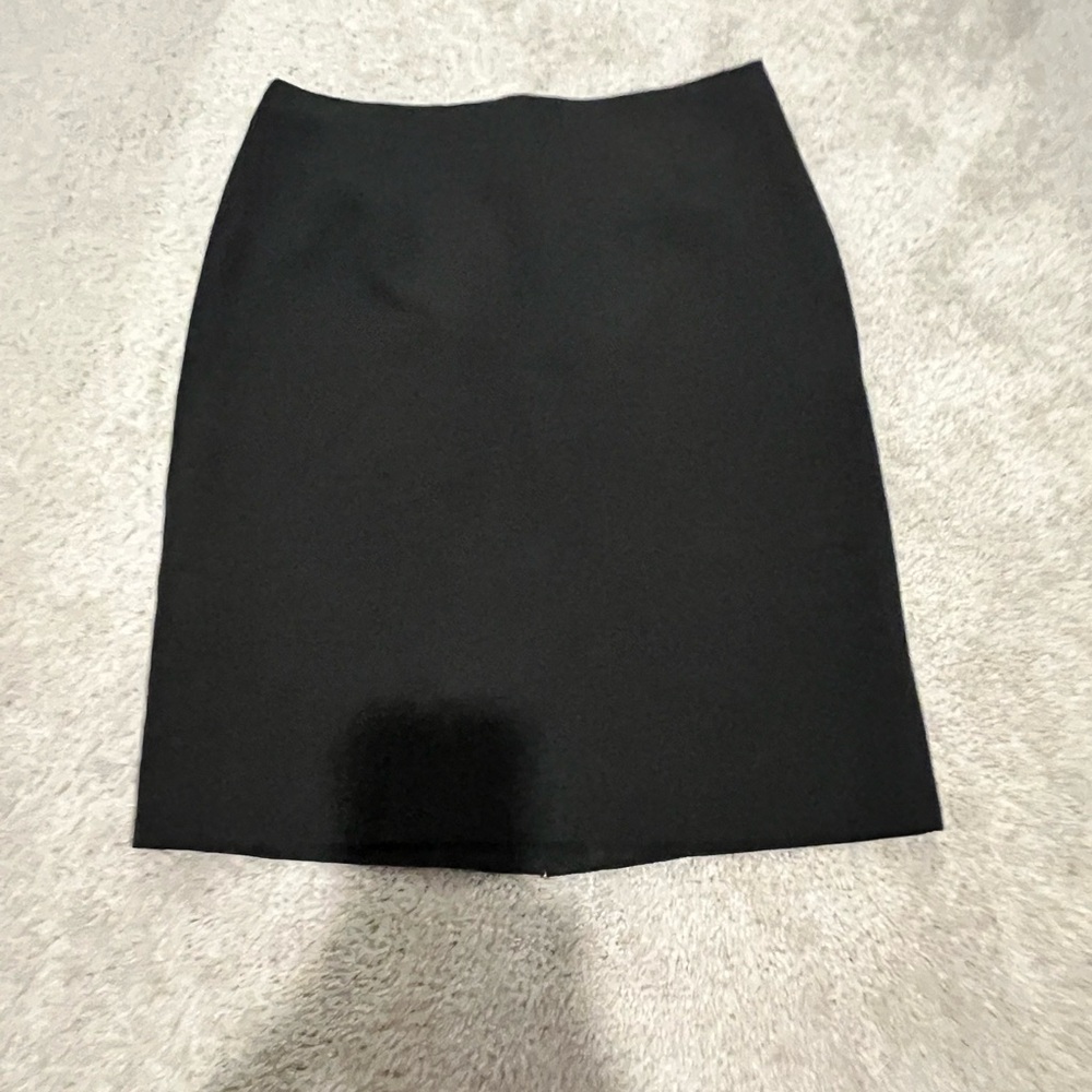 Elegant Black Women's Skirt